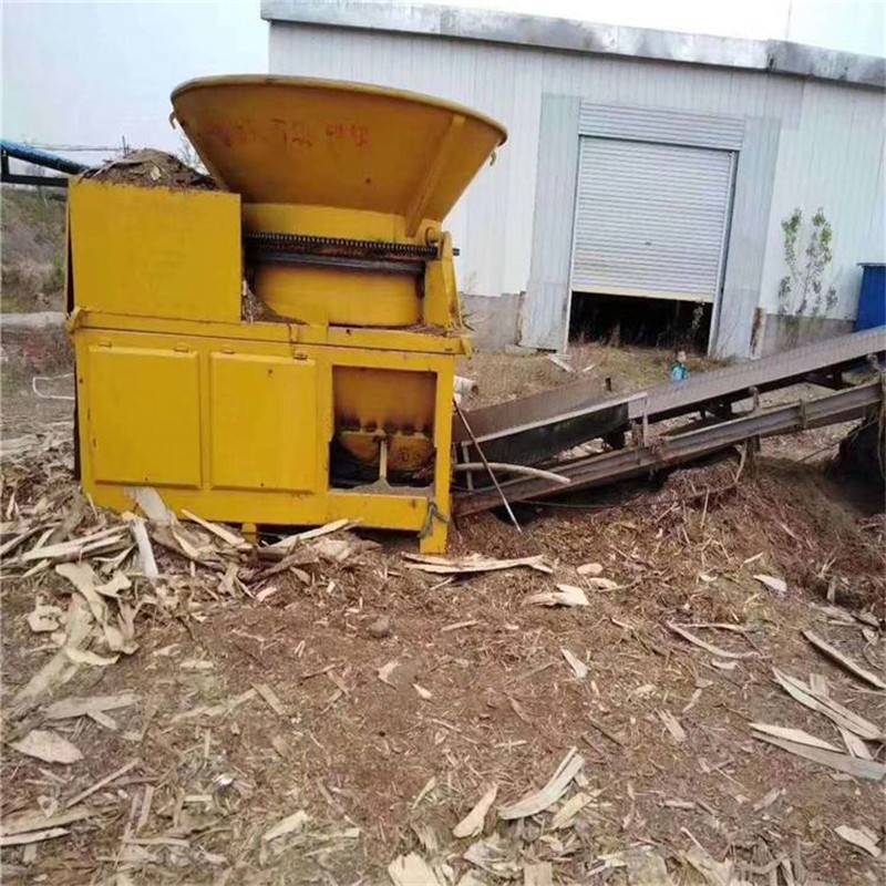 德辉粗树枝树疙瘩粉碎机移动式树桩破碎机旋转式树根切片机