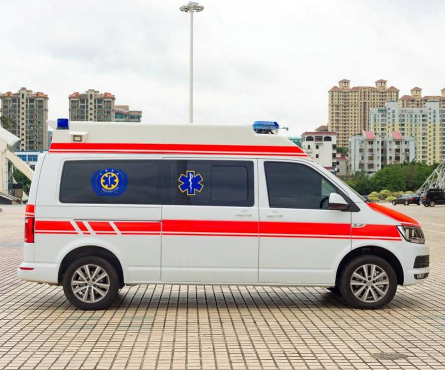 桂林120救护车_奔驰120救护车_应急指挥车