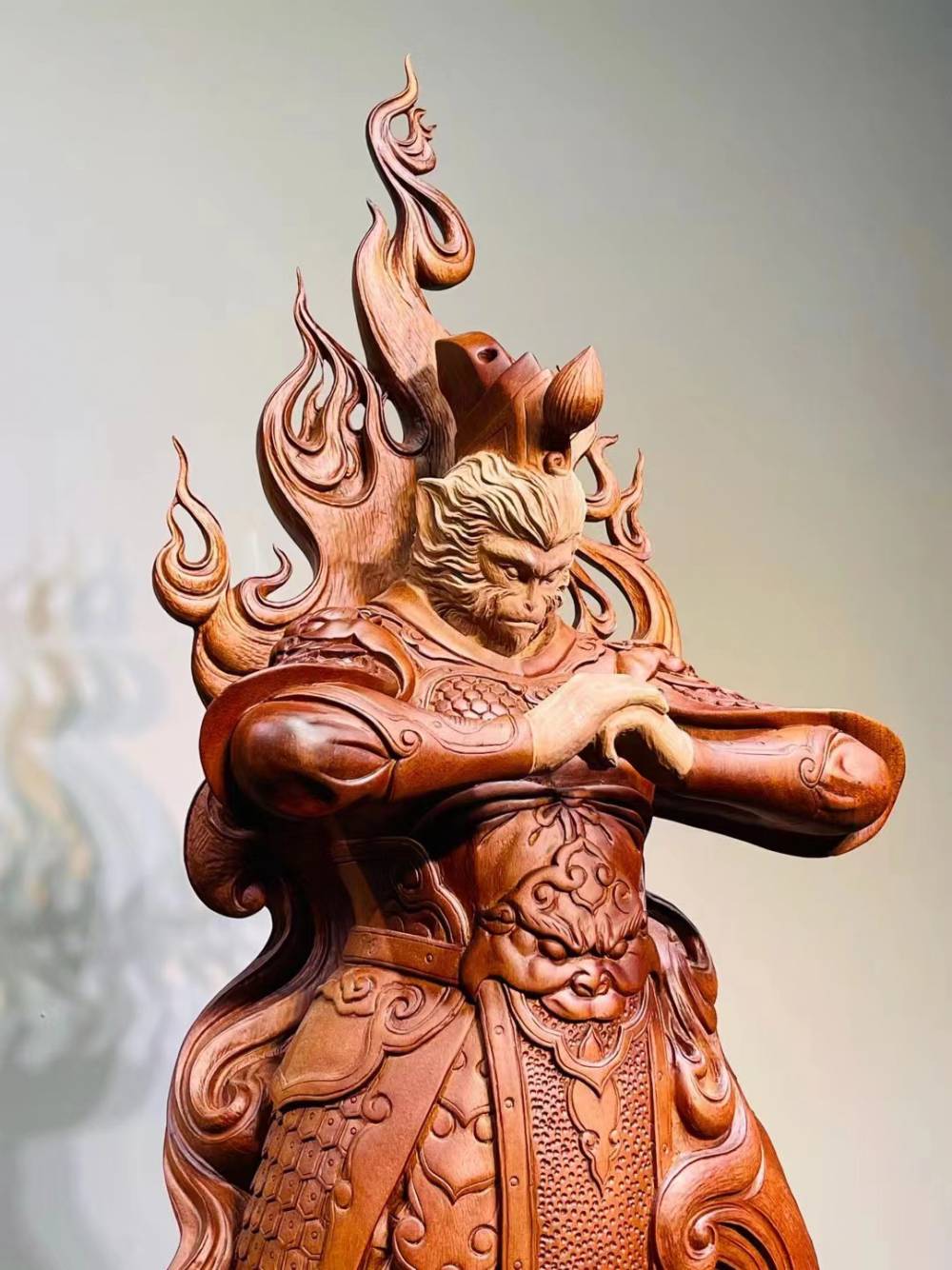 孙悟空齐天大圣花梨木西游记美猴王人物木雕定制大型佛像