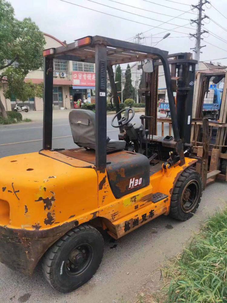 昆明二手叉車交易市場集裝箱叉車廠家批發合力叉車