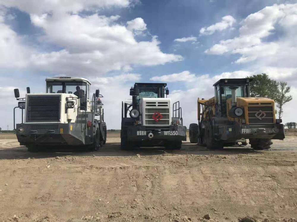 济南中置路拌机租赁出租中置路拌机