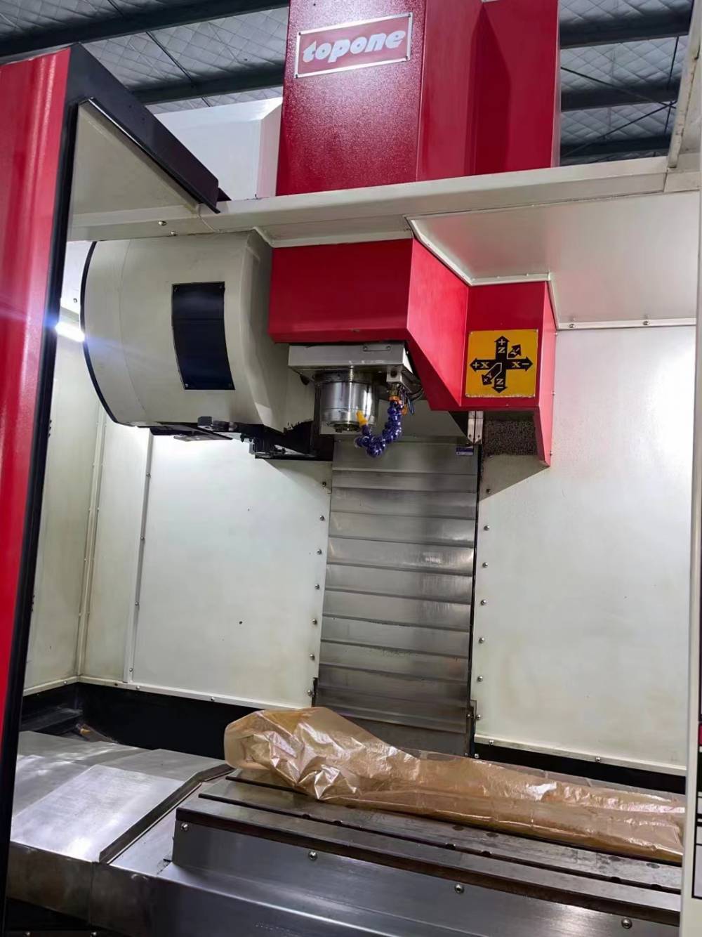 王东机床市场,购销国内外各种二手加工中心,数控车床,镗床,磨床,铣床