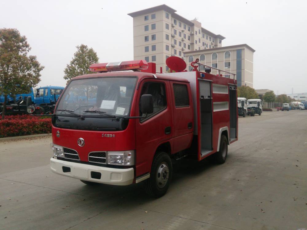 湖北随州曾都消防车灭火图片自装卸式消防车5341gxfpm林业消防车