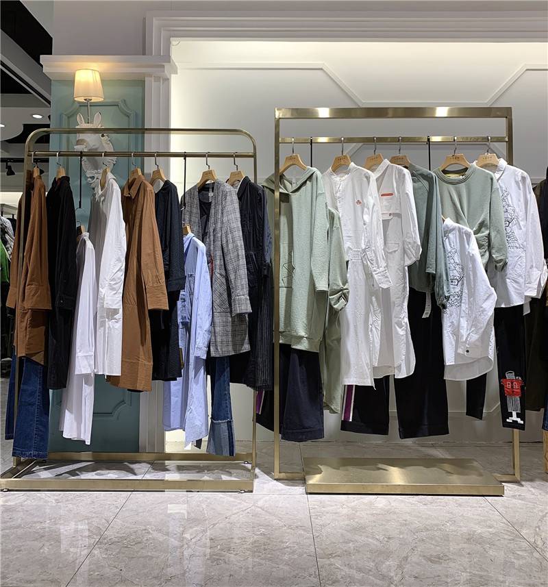 夏柏微欧拉19年春专柜女装货源批发淘宝直播折扣女装品牌货源女装上衣