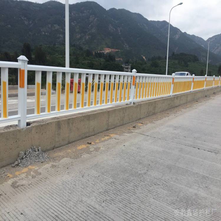 福建浦城昆明道路护栏