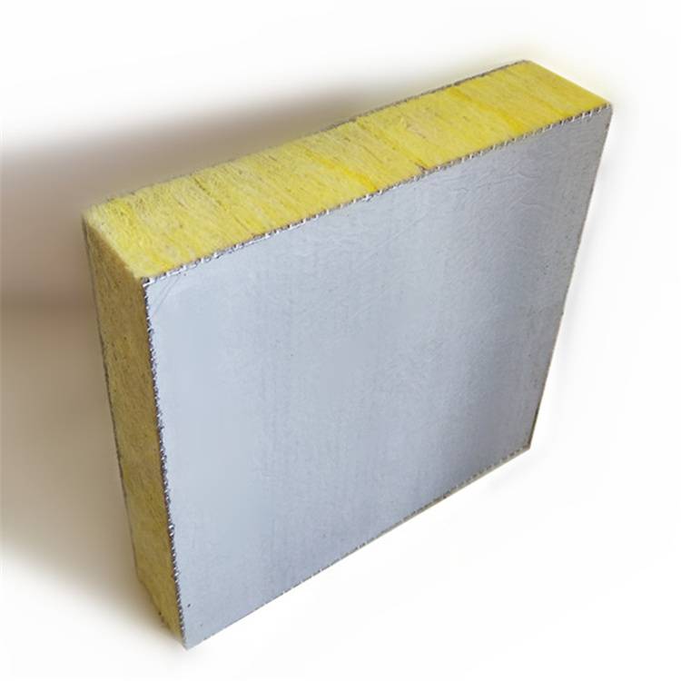 定制8公分玻璃棉条保温板裹复砂浆钢网玻璃棉复合板