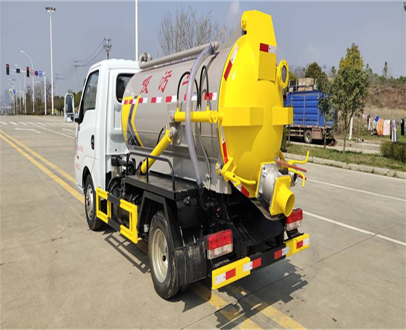 哈尔滨2方吸污车轻松卸料