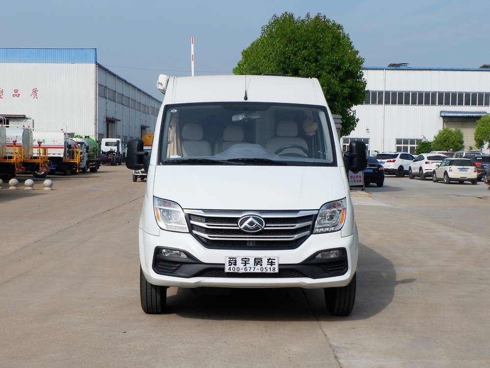 大通v80国六排放自动档旅居车在那里买铝合金后爬梯图片