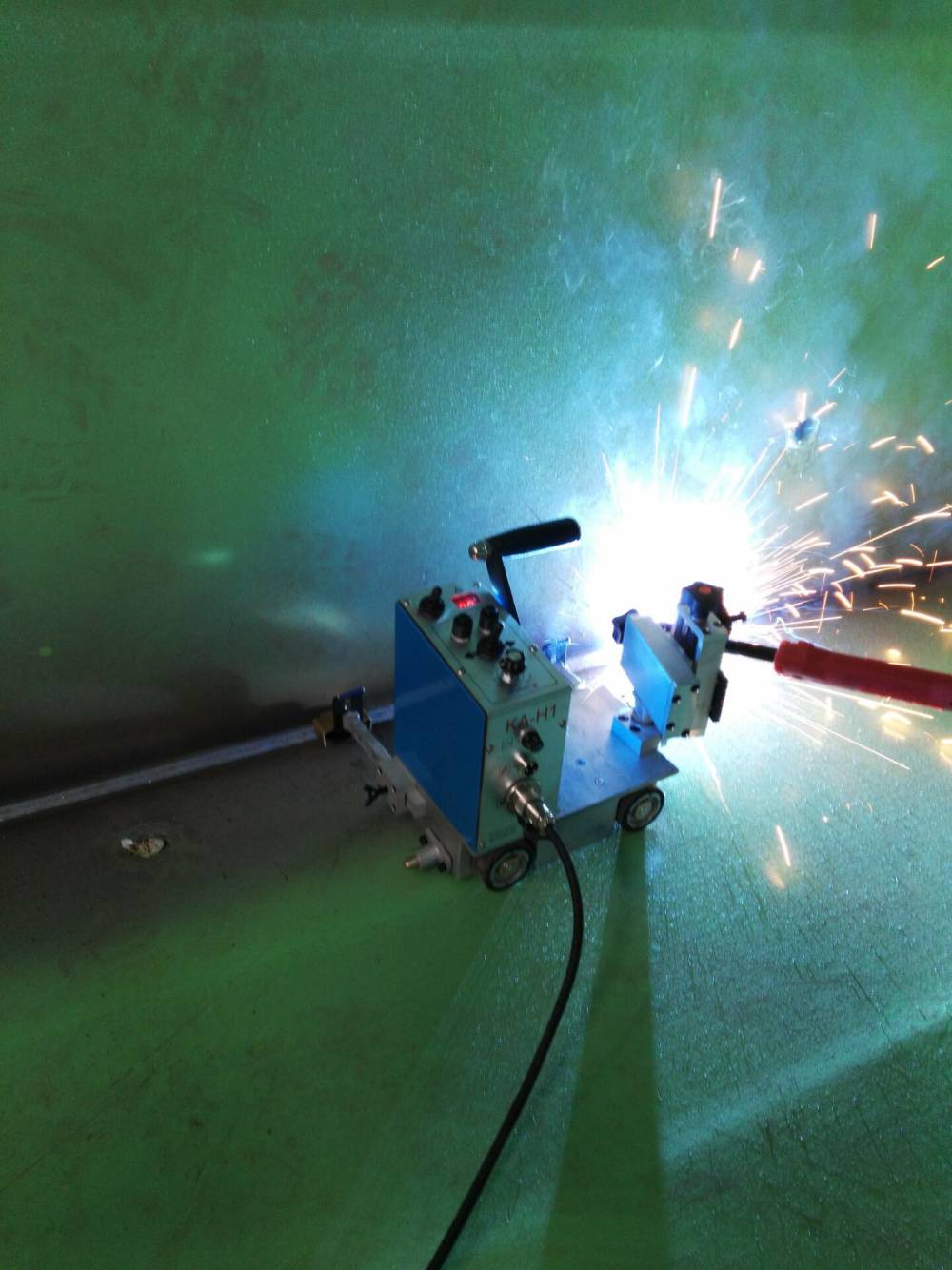 胜蓝科技请求电阻焊与激光焊结合的高速连接器焊接工艺专利有利于进步良率