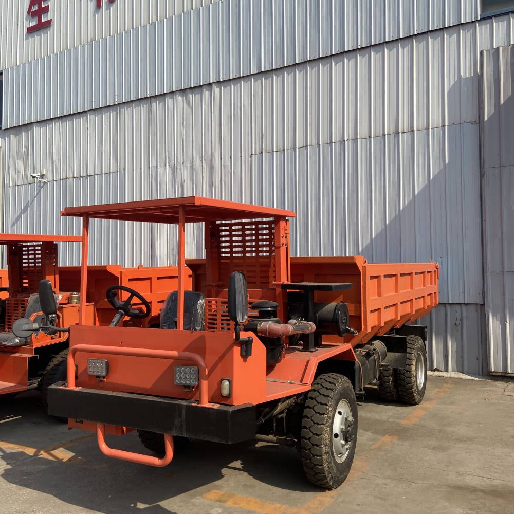 柳州广西爬山王农用车价格四缸四驱爬山王运输水泥