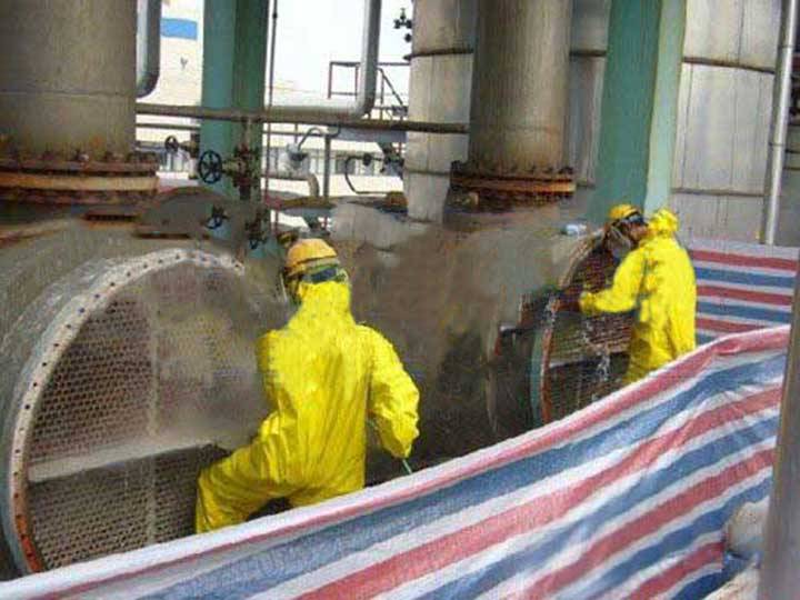 工业清洗领域中高压水射流清洗技术与化学清洗的区别