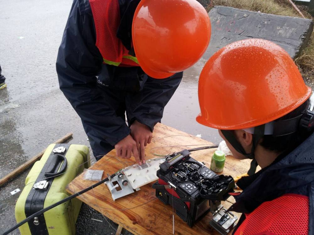 【佛山光纤熔接,佛山熔纤,佛山熔光纤,佛山光纤布线,佛山拉光纤线综合