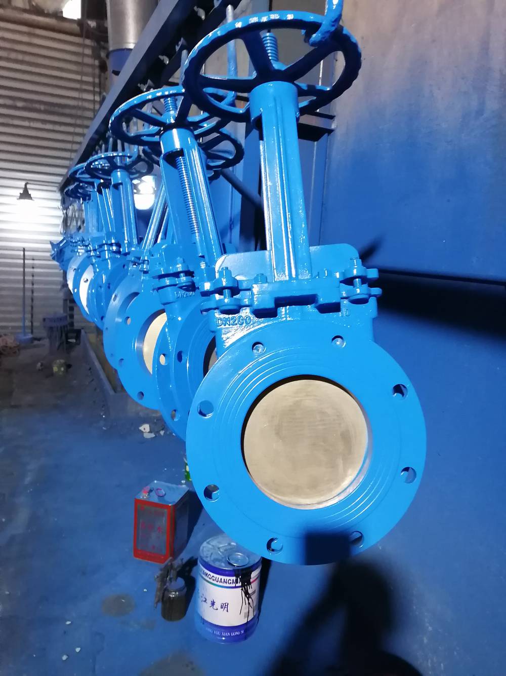 明杆薄型刀型闸阀pz73x10cpz573x10cdn450干灰灰渣刀型插板阀图片