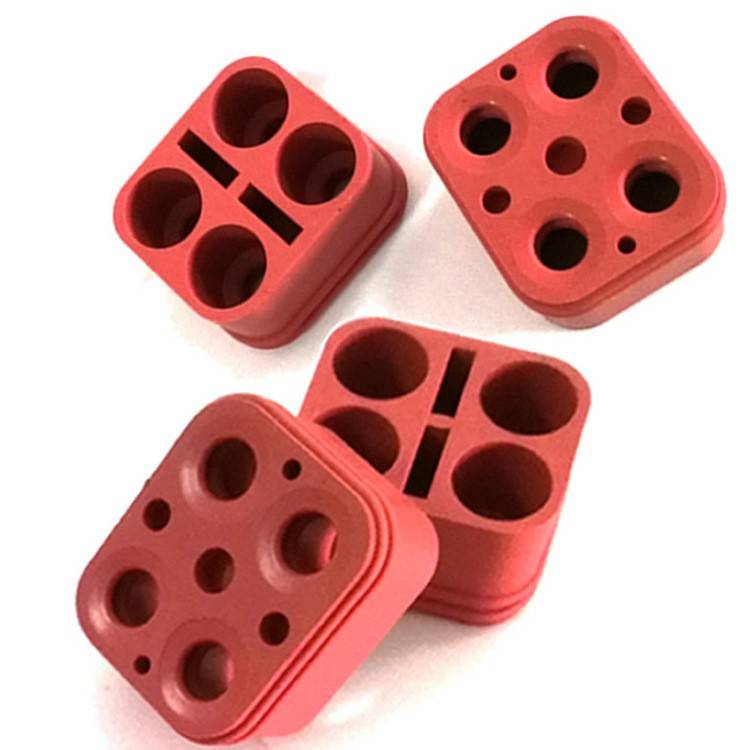 定制新能源充电硅胶锂电池电瓶机箱连接件防尘防水防护罩密封盖子胶塞