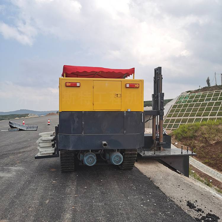 陕西 路肩石滑模机 排水渠成型机 多动能 路沿石滑模机