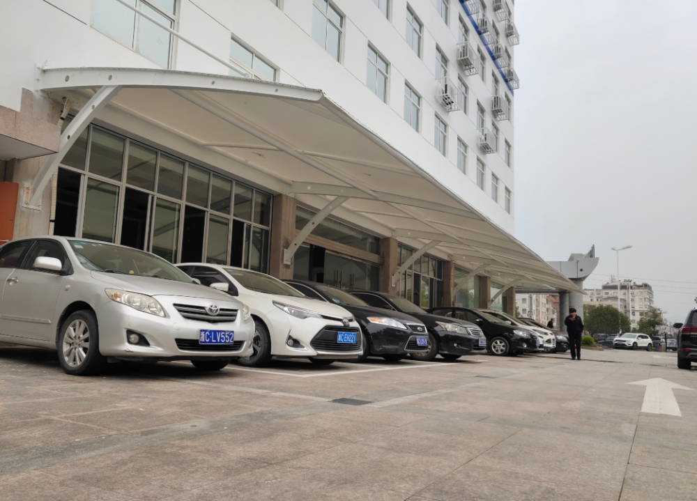 商丘定做户外停车棚pvdf膜布价格建筑膜材加工厂