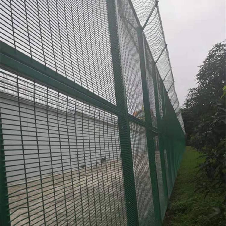 【国企动态】破解空间装载难题 青岛机场精细化保证才能获航司点赞