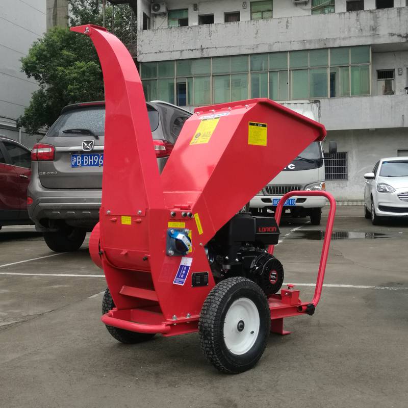 移动树枝粉碎机公园枝条粉碎机树枝果树粉碎机