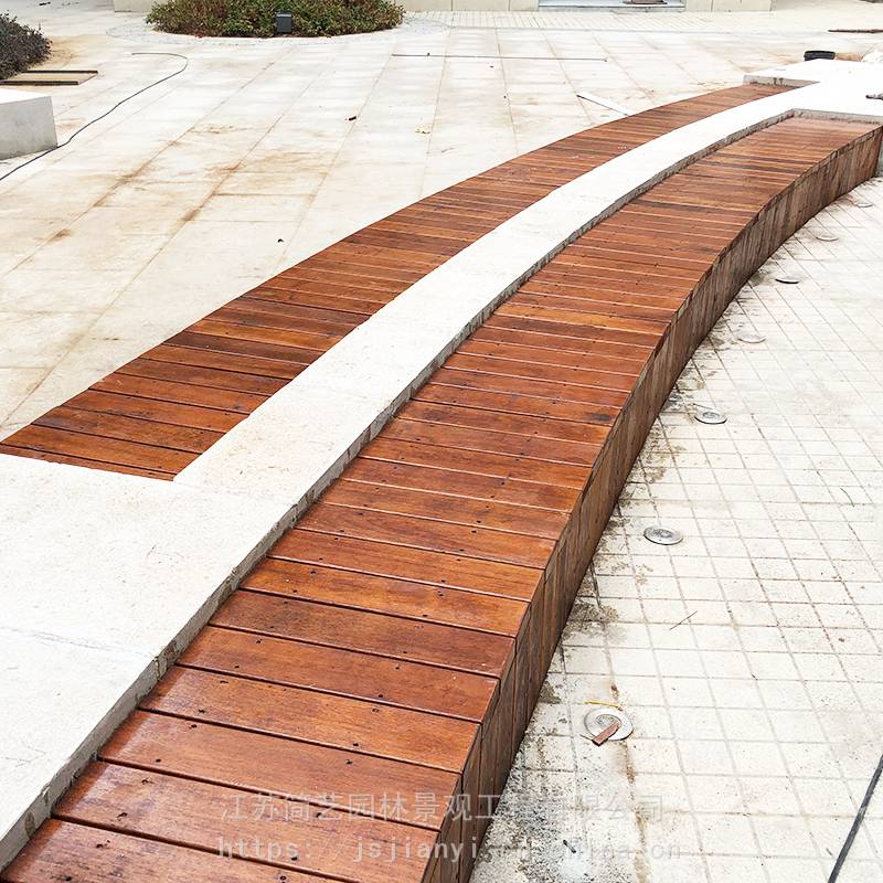 防腐木凳面铺设木质坐凳定做公园景区景观凳子南京防腐木厂家