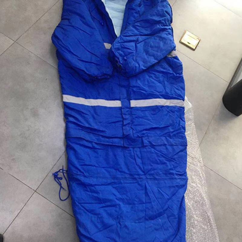 便携式保暖防寒睡袋民政救灾睡袋寒区防冻大衣式睡袋抗洪抢险睡袋雷力