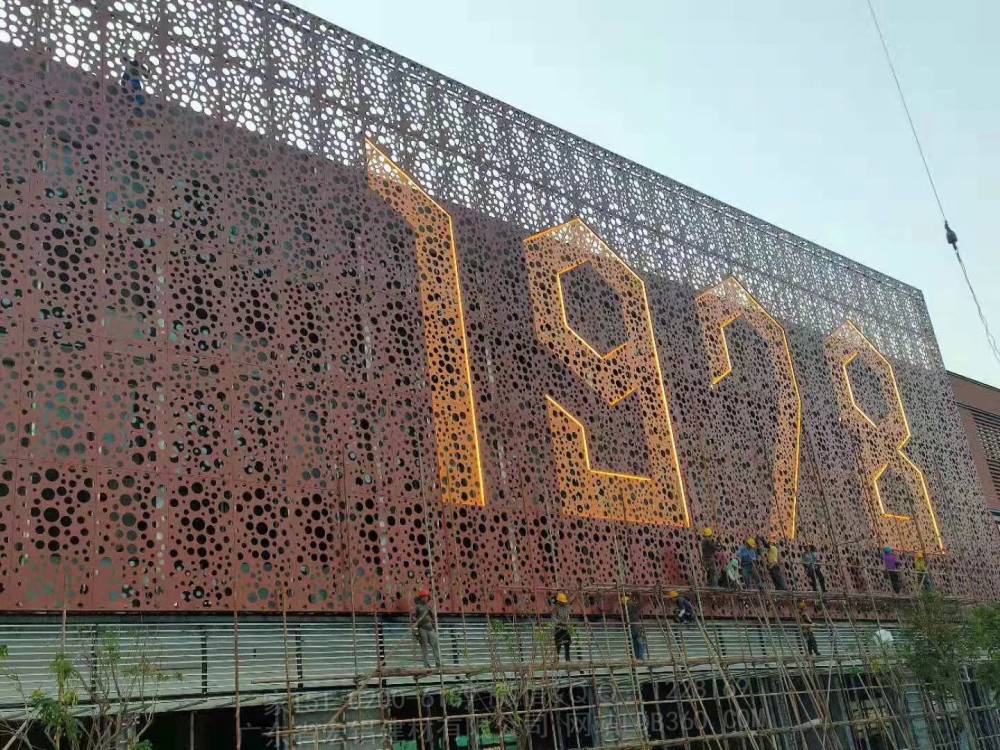 江苏香槟金镂空铝单板安装方法镂空铝单板香槟金安装方法