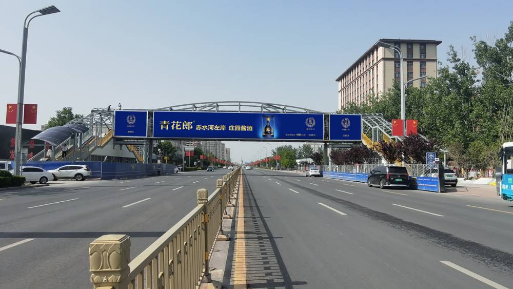 东明县黄河路跨路天桥广告牌招商
