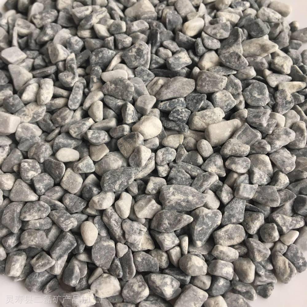 供应黑色砾石铺路机制黑色小石子水磨石地面碎石子|价格