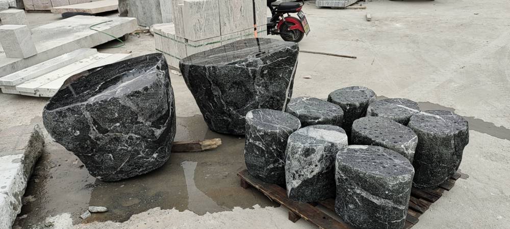 曲阳黑山石黑色光面大理石桌子花岗岩石雕桌子一桌六凳