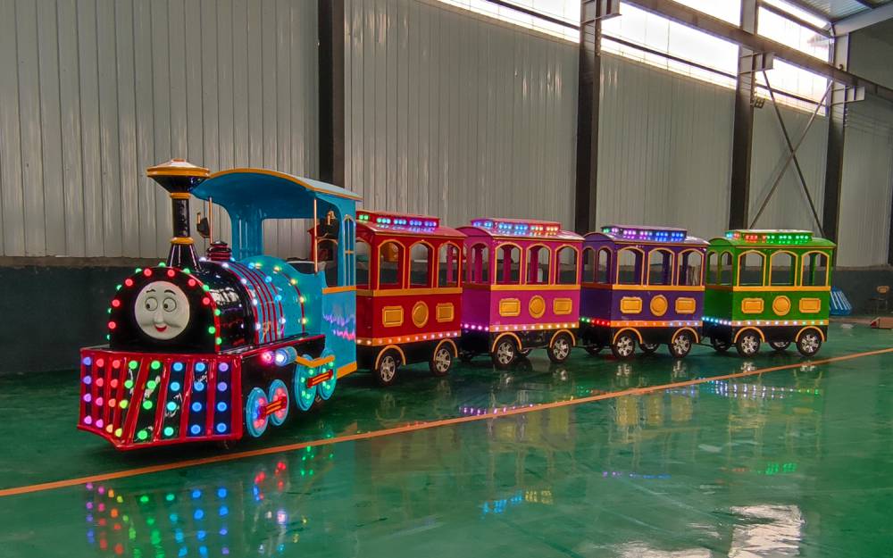 【托马斯电动无轨观光小火车游乐设备】视频介绍 - 中国供应商