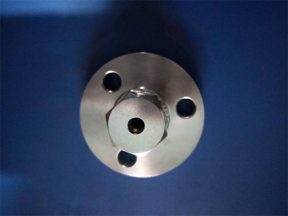 鑫铜仪表生产直径60卡套法兰中孔10