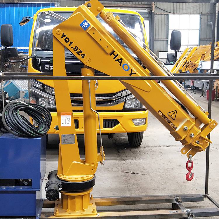 18吨液压起重机吊臂全伸吊500公斤可移动小吊机