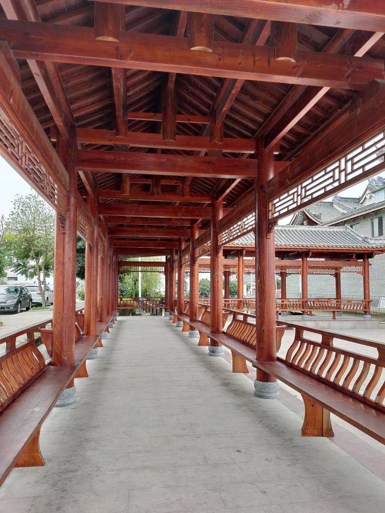 木屋,凉亭,长廊,花架,秋千,桌椅等户外家具 产品的制作加工