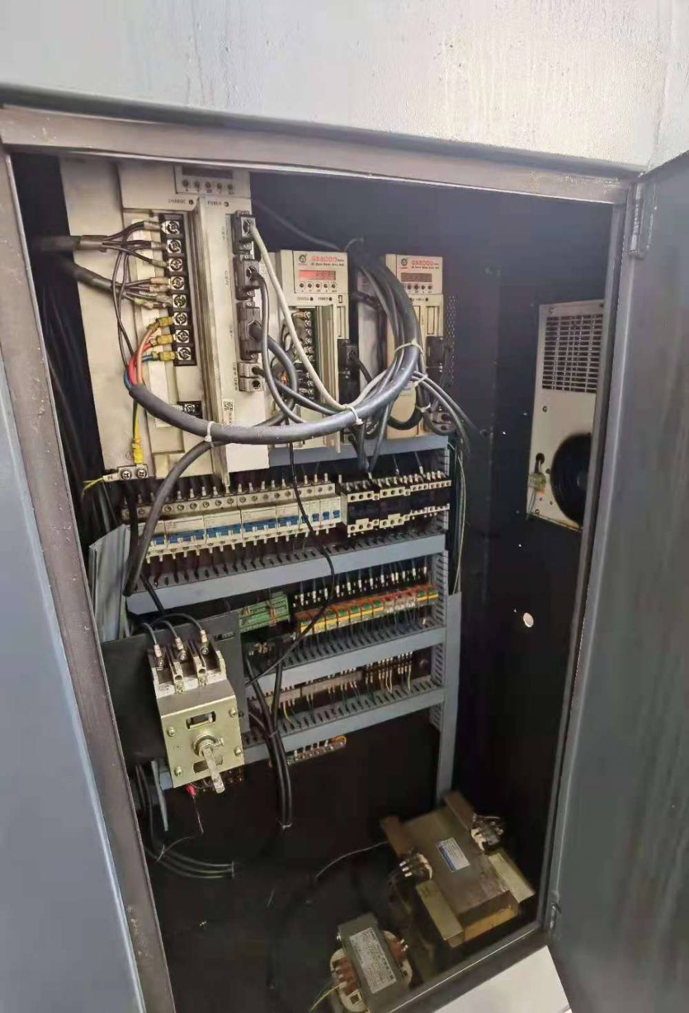 处理二手浙江嘉湖6440数控斜身车二手数控车二手车床