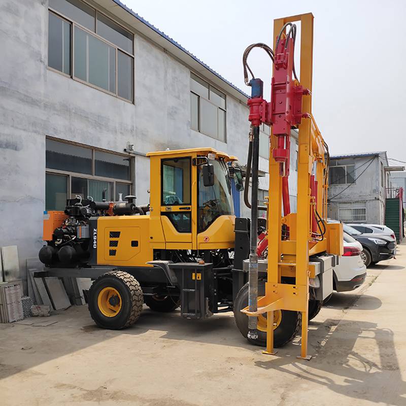 波形板护栏打桩机价格护栏液压打桩机智创装载式护栏打桩机图片