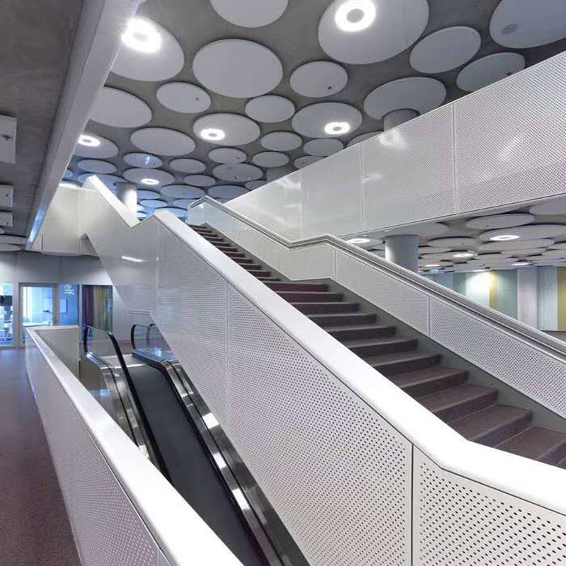 商场扶手电梯包边异形冲孔铝单板定制生产厂家