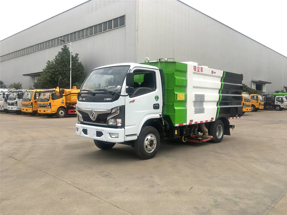 吸尘车