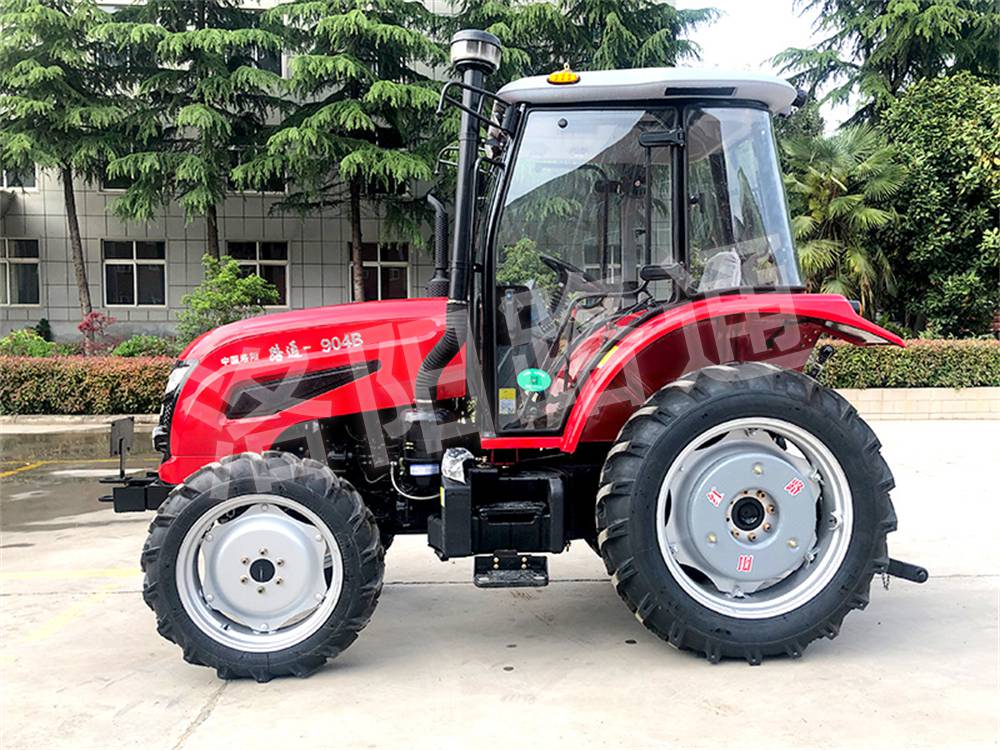 内乡90马力多功能拖拉机904四驱柴油翻地开沟旋耕拖拉机图片