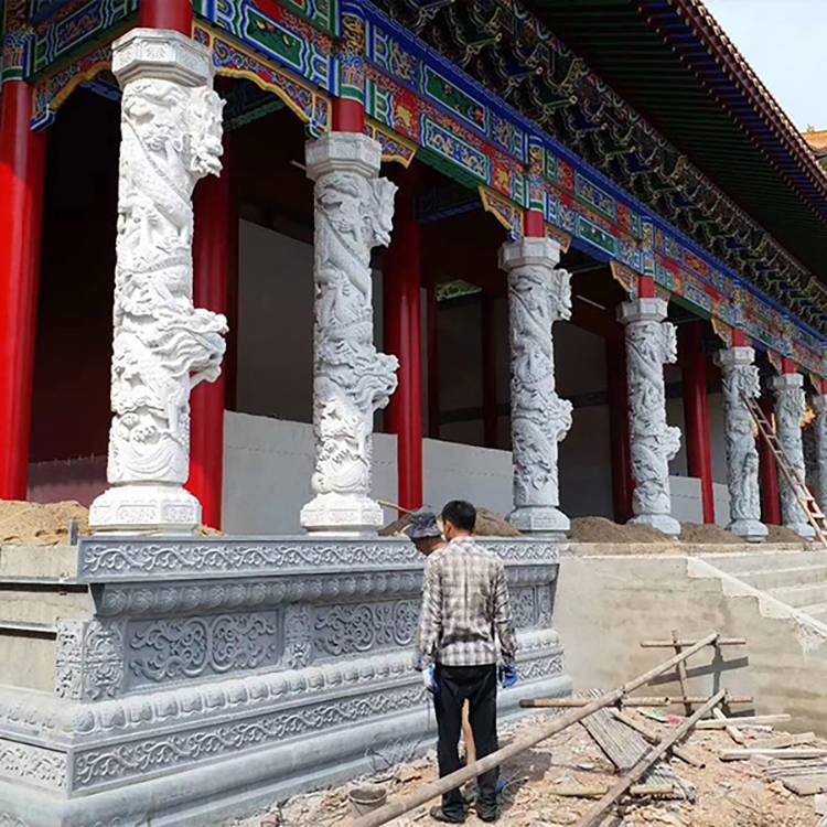 石雕厂家按需求定制石头龙柱和中华柱华表及文化图腾柱