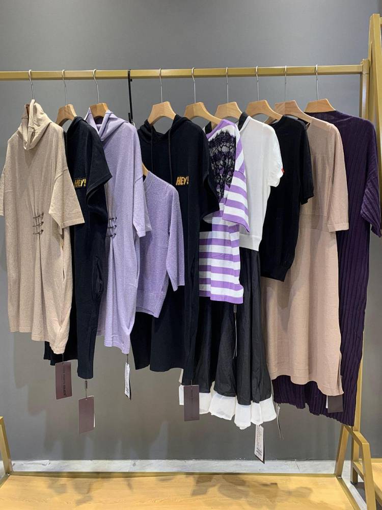 今日上新19年miss宝姿冰麻