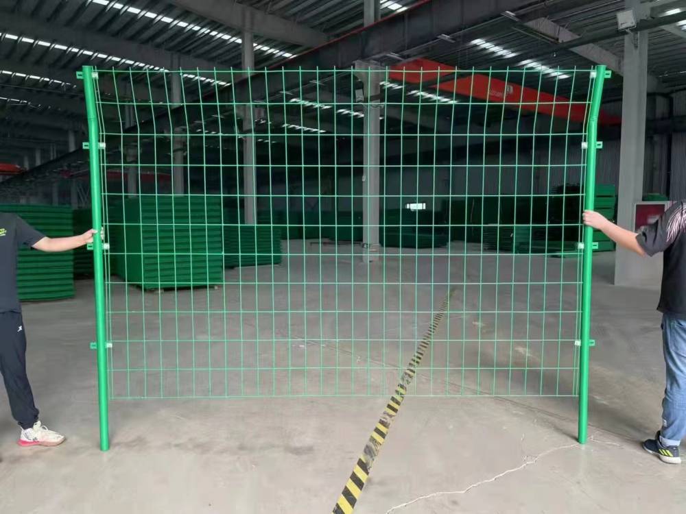 什么是双边丝护栏网