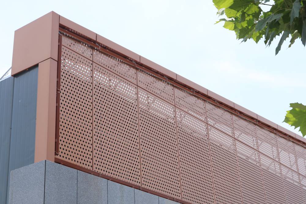 亳州火锅店冲孔铝单板门头穿孔铝板幕墙隔音降噪润盈定做