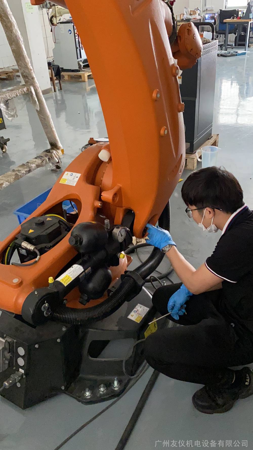 供应库卡kr180-2pa平衡缸维修检测-广东库卡机器人维修