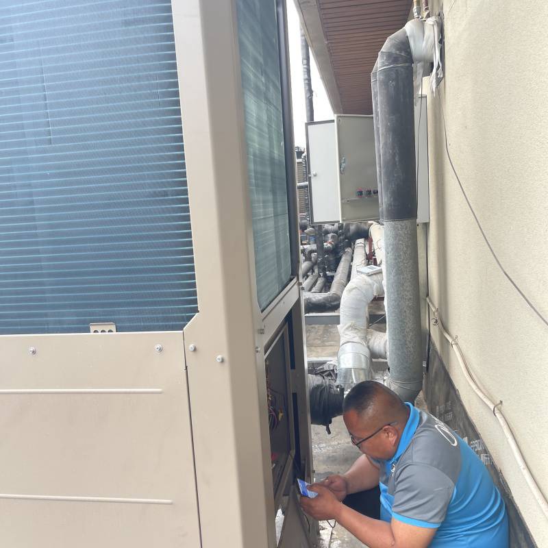 热水工程公司 澡堂空气能热水工程