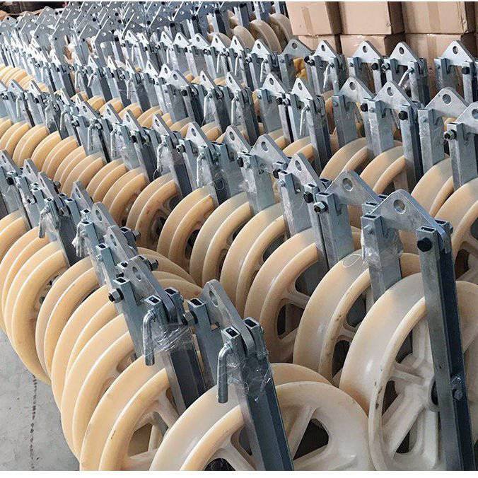 钢芯铝绞线地线放线滑轮高塔三轮放线滑车吊挂钩式大直径滑车