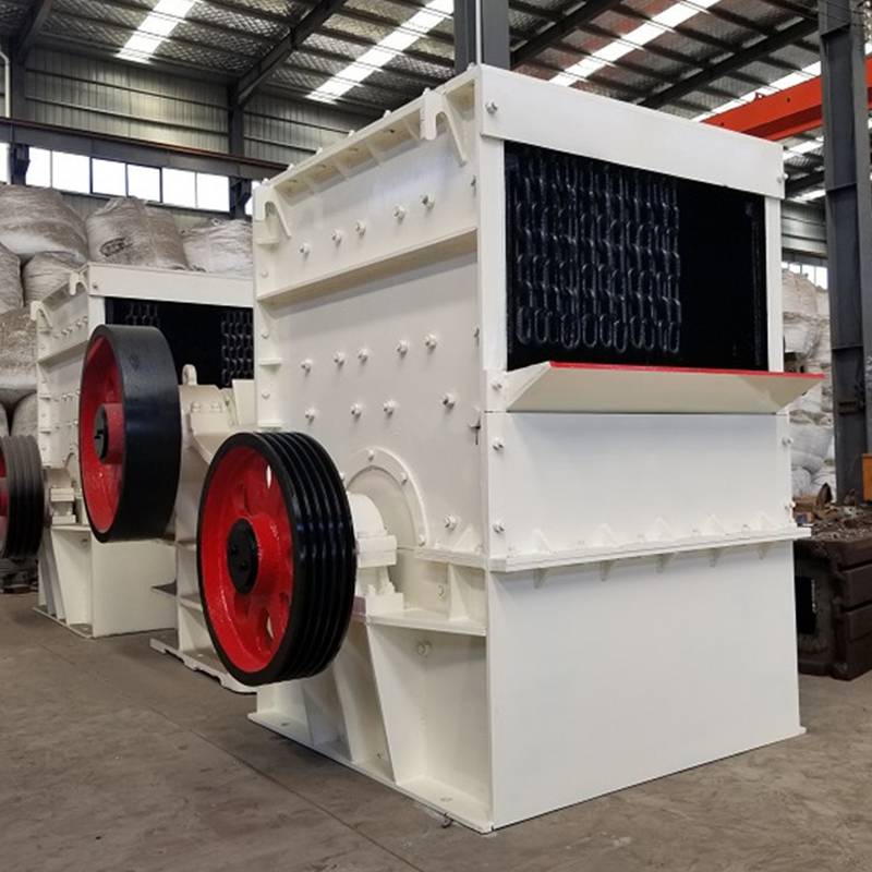 大口箱式破碎机钢筋混凝土打石子设备建筑垃圾粉碎生产线辉