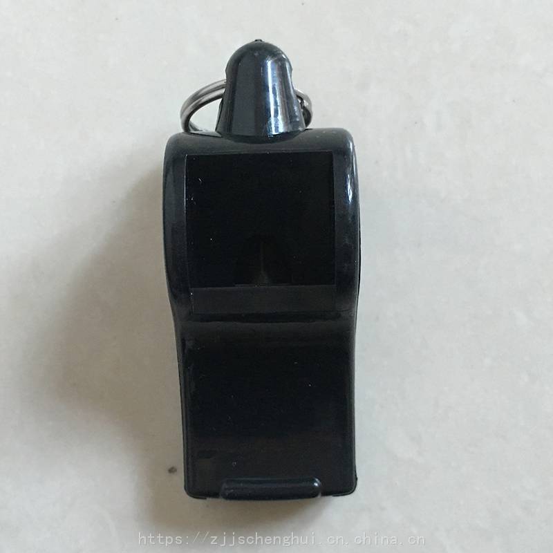 声级:116.2db(a)颜色:黑色质量:28g尺寸:哨体长度79.30mm,处直径19.