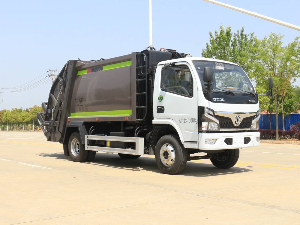 国六东风福瑞卡6方挂桶压缩车3吨城市生活垃圾清运车环卫物业用图片