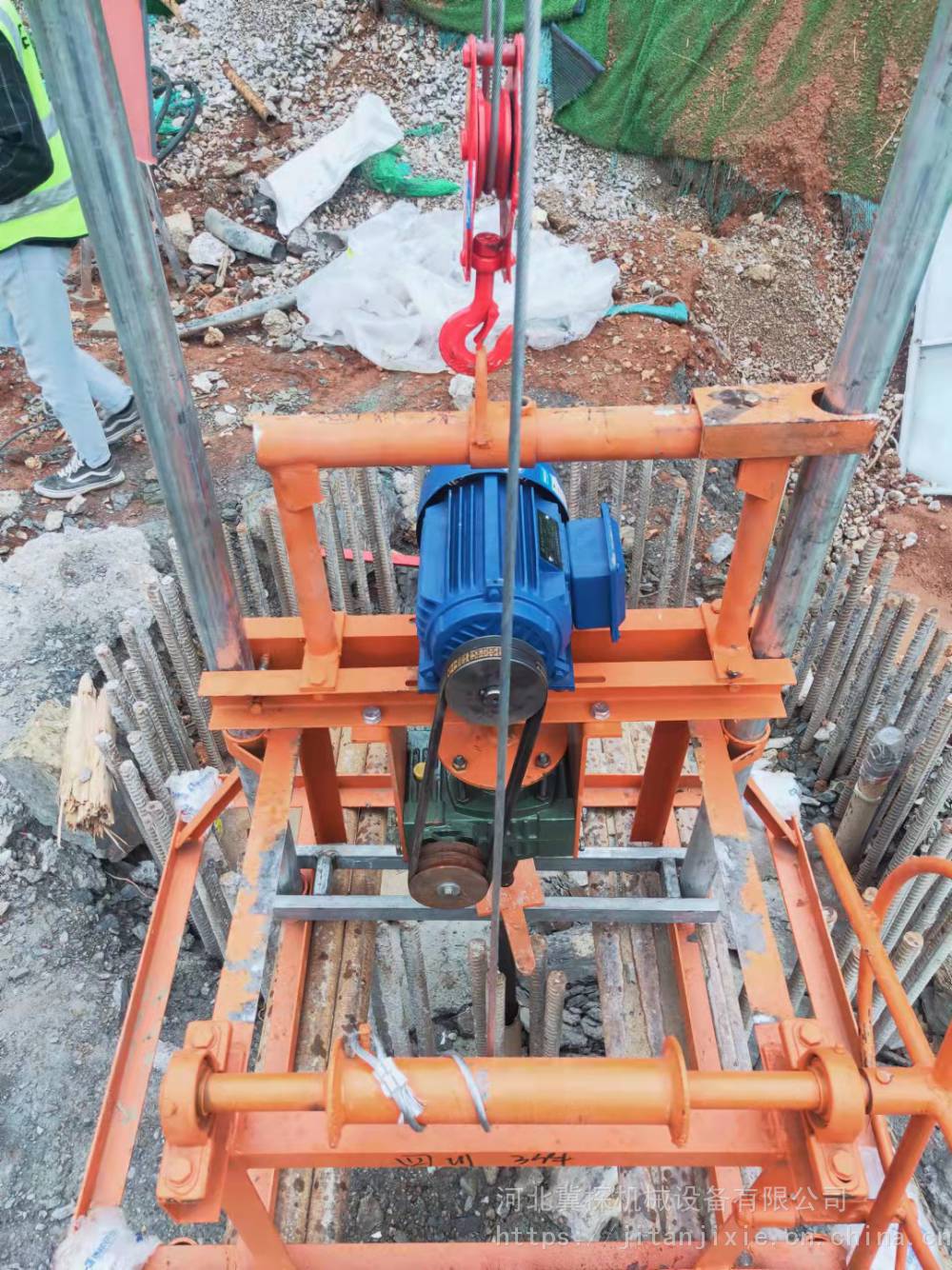 冀勘物探多功能小型水平定向钻jtdj210