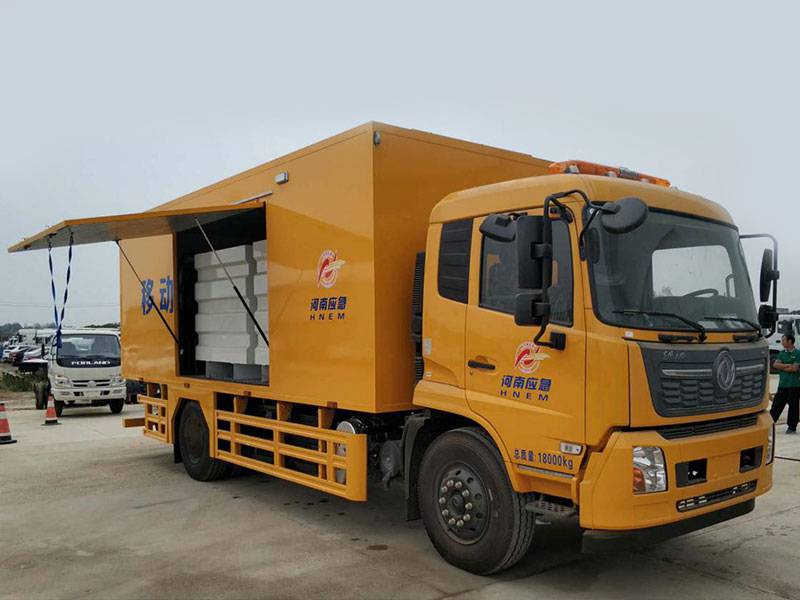 移动净水车多功能净水储水车多少钱