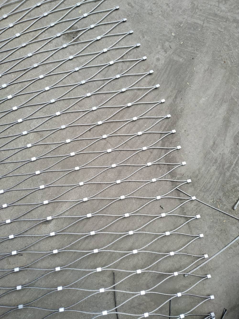 呈吉定做安全防护网钢丝绳卡扣网防坠网防高空抛物网钢丝绳护栏网